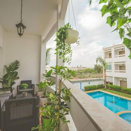 סקיראת Lovely 2 Bedroom Vacation Home With Pool/Beach מראה חיצוני תמונה