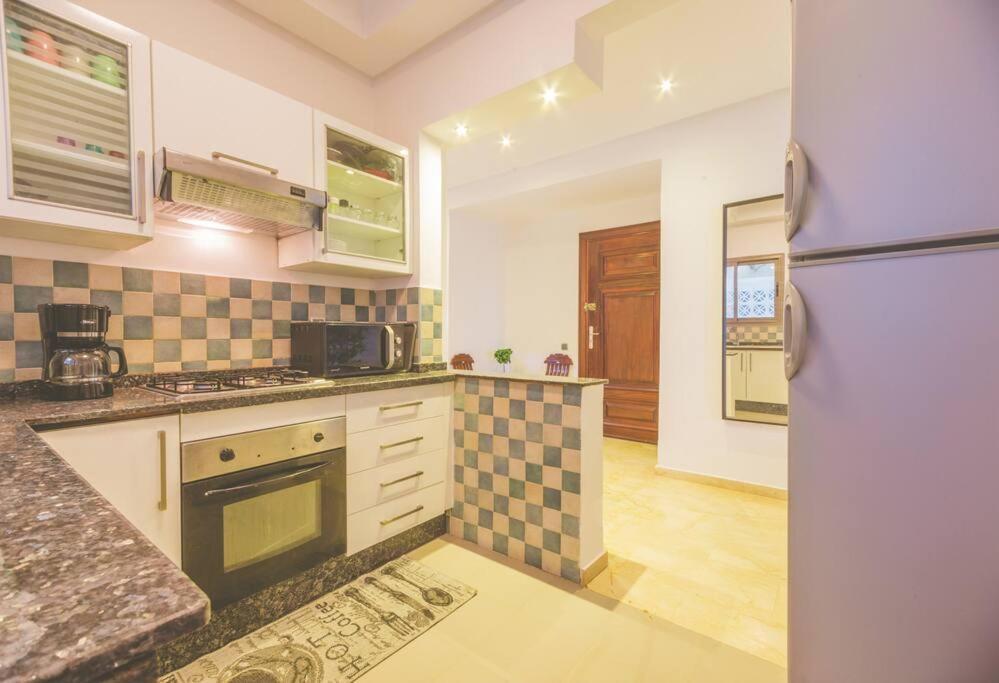 סקיראת Lovely 2 Bedroom Vacation Home With Pool/Beach מראה חיצוני תמונה